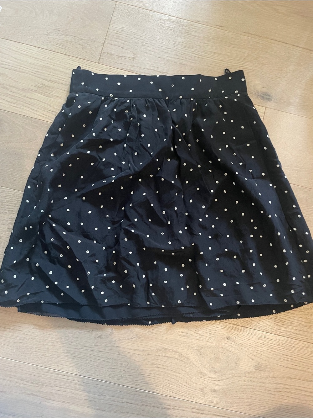 Aritzia Babaton Black Mini Skirt with White Polka Dots sz 2